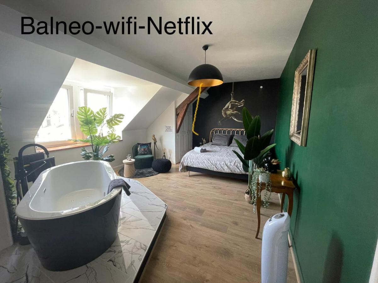 El Circo Gambetta,Sublime Suite Balneo Hypercentre エペルネー エクステリア 写真